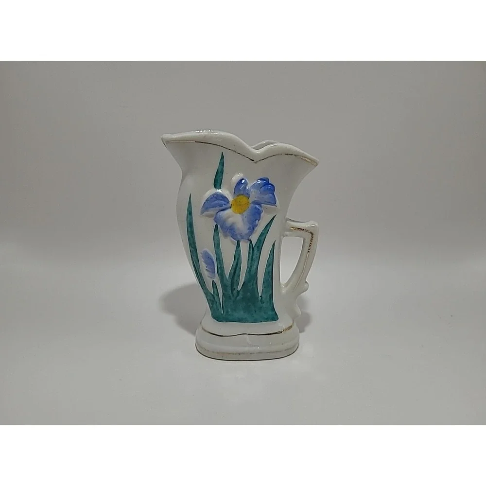 Cute Vintage‎ Japanese Porcelain Bud Vase